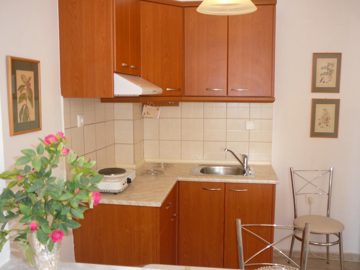 Apartments Juli Nea Poteidaia Bagian luar foto